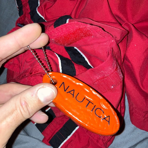 Nautica bathing suit with many convenient pockets - Picture 3 of 7